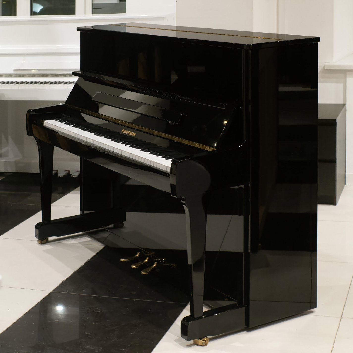 Пианино W. Hoffmann Vision V 120 (BU) черное, полированное