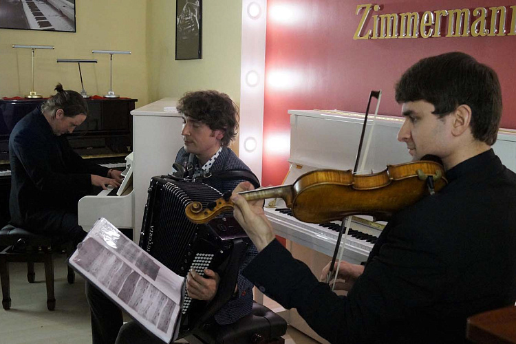 The Gardel Trio
