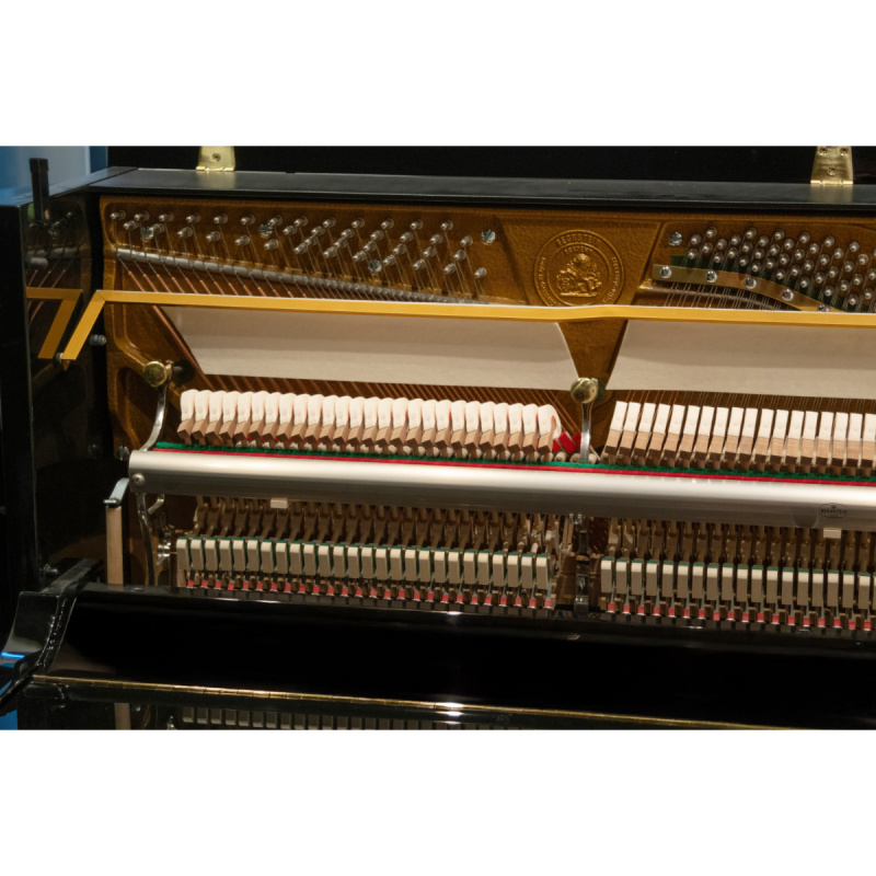 Пианино C. Bechstein Academy A 1 (BU) черное, полированное, цифровая система PianoDisc IQ HD
